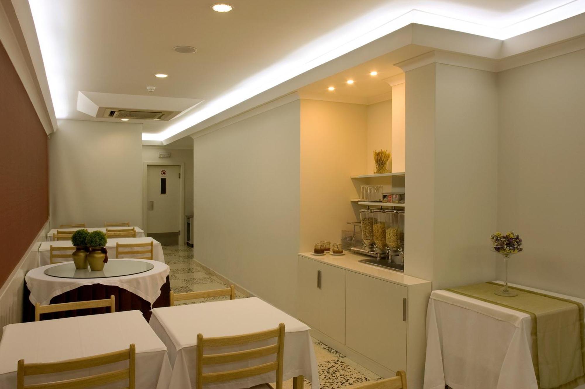 Hotel Lagoa Dos Pastorinhos Фатима Экстерьер фото