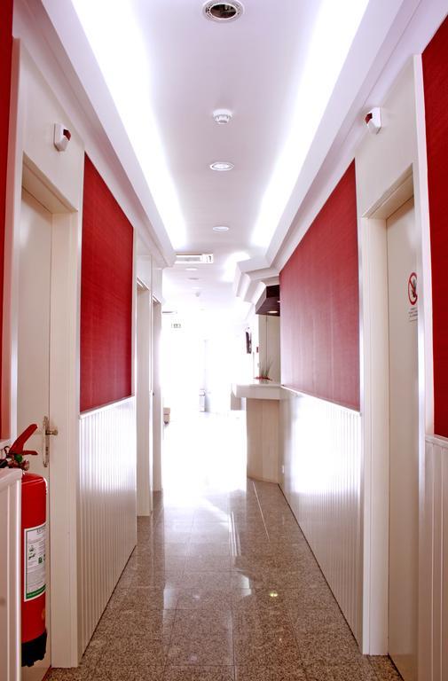 Hotel Lagoa Dos Pastorinhos Фатима Экстерьер фото