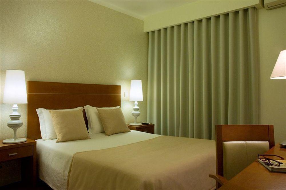 Hotel Lagoa Dos Pastorinhos Фатима Экстерьер фото